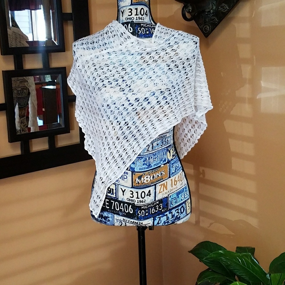 WHITE KNIT COVER UP - Picture 1 of 6